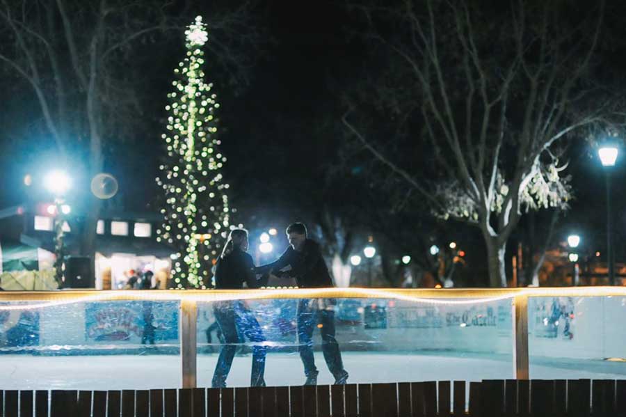 Best Places to See Christmas Lights Around Colorado Springs